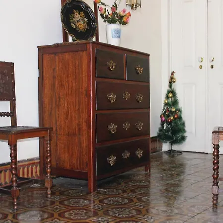 Apartment Three-bedroom In Freiria