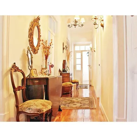 Three-bedroom In * Freiria